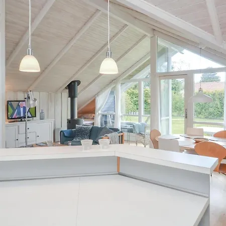 Holiday home 2 Bedroom Gorgeous In Vaeggerlose *